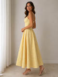 Vestido Halter Elegante con Espalda Descubierta